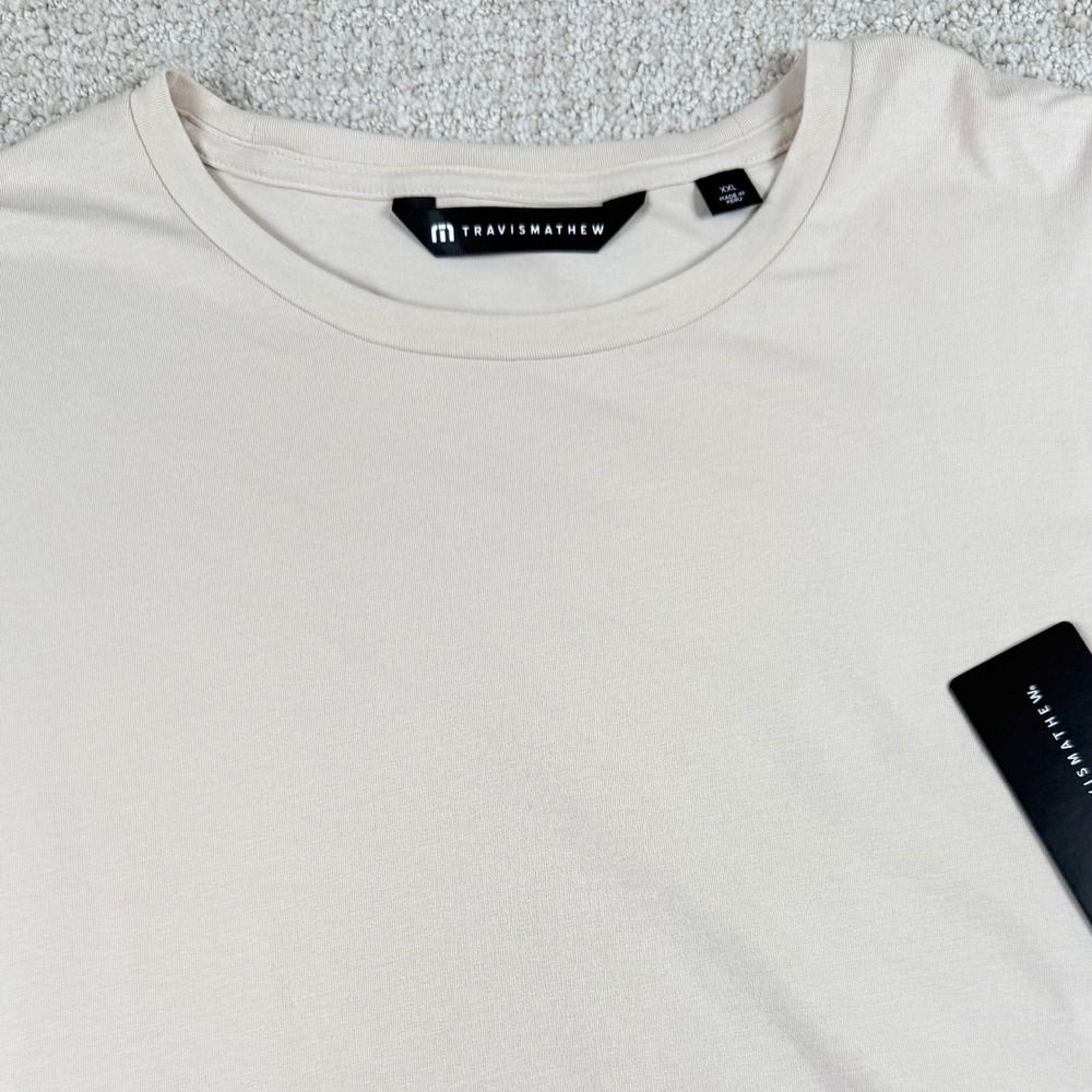 NEW Travis Mathew Mens 2XL Beige Cloud Crew Short Sleeve T-Shirt 1MAA147